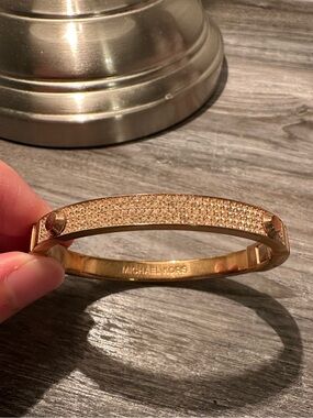 Michael Kors Rose Gold Tone Crystal Pavé Bar Bangle Bracelet